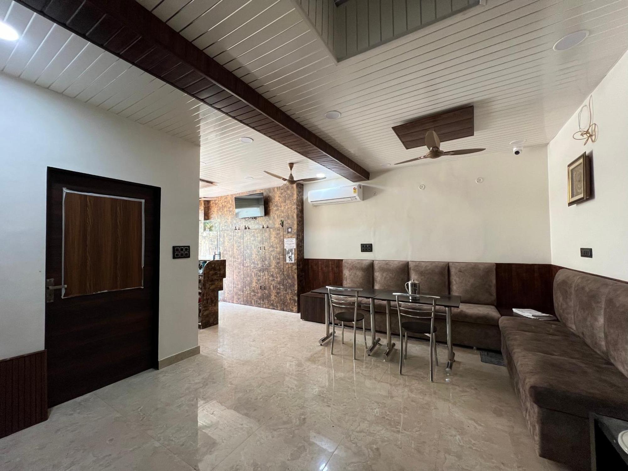Govindam Royal Stay ชัยปุระ ภายนอก รูปภาพ